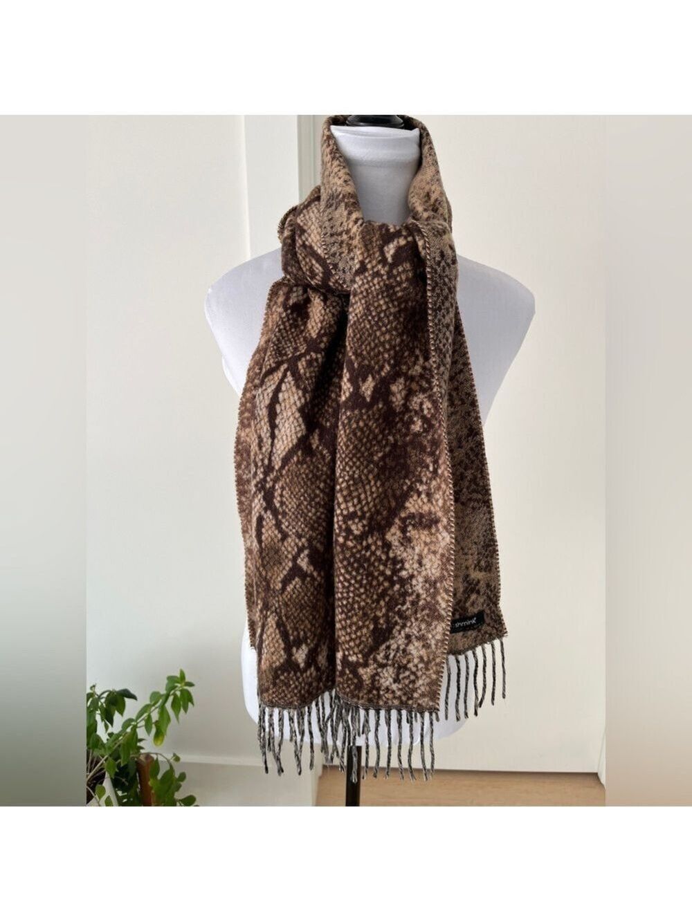 CASHMINK Winter Scarf Oblong Animal Print Reversible Snakeskin Fringe Cozy Soft
